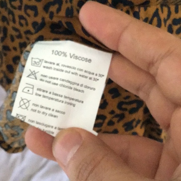 Viscose cheetah print dress shirt - Picture 4 of 4